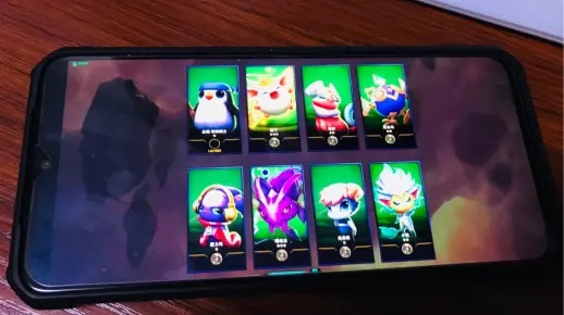 专业级工具推荐,LOL单机版好玩吗?同白块4官方版安卓下载深度解析